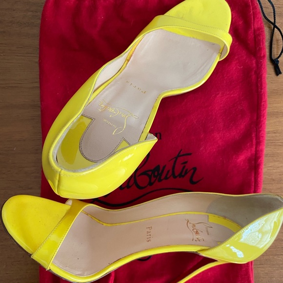 Canary yellow, Demi d’Orsay Christian Louboutin - Picture 3 of 5